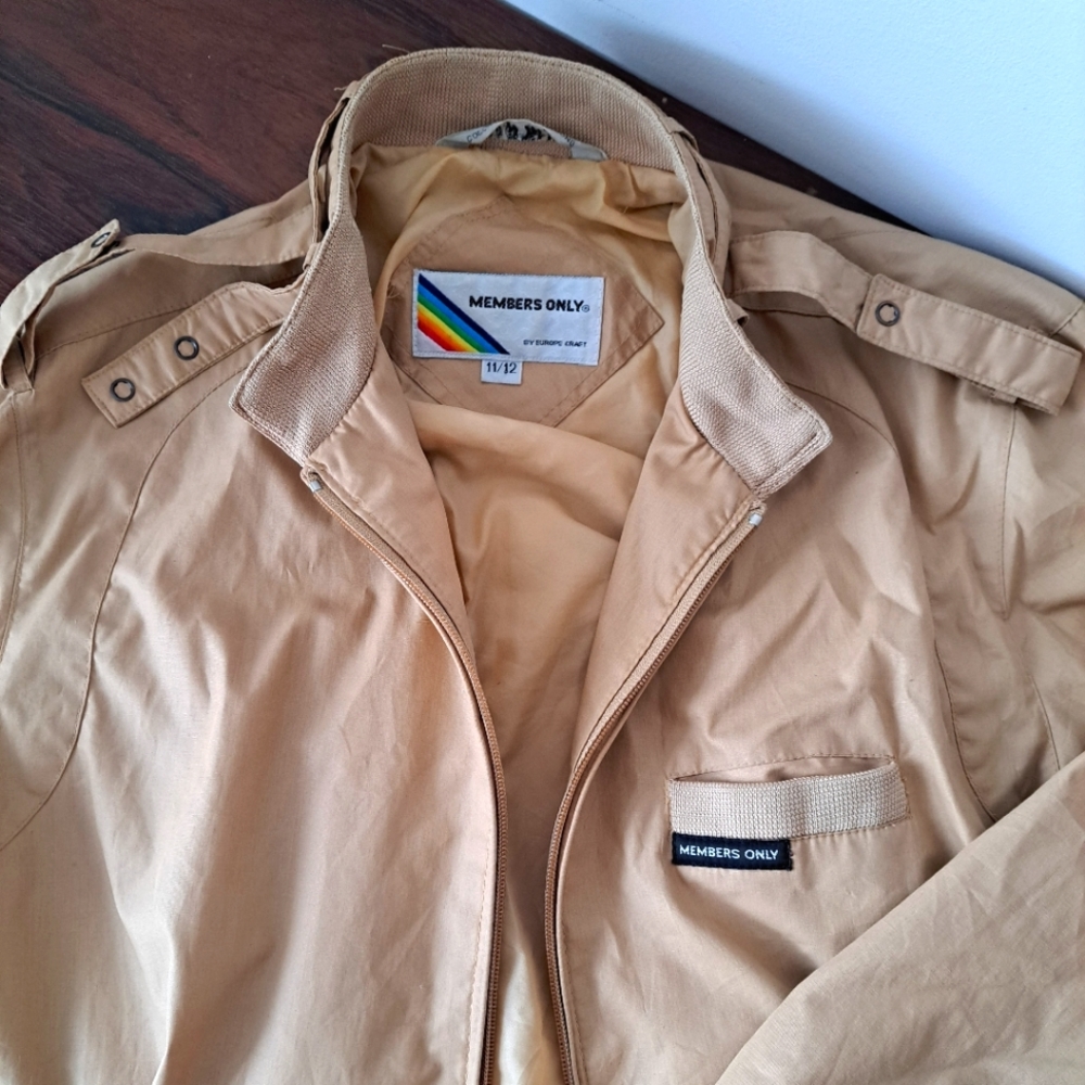 Vintage Members Only jacket size 11/12